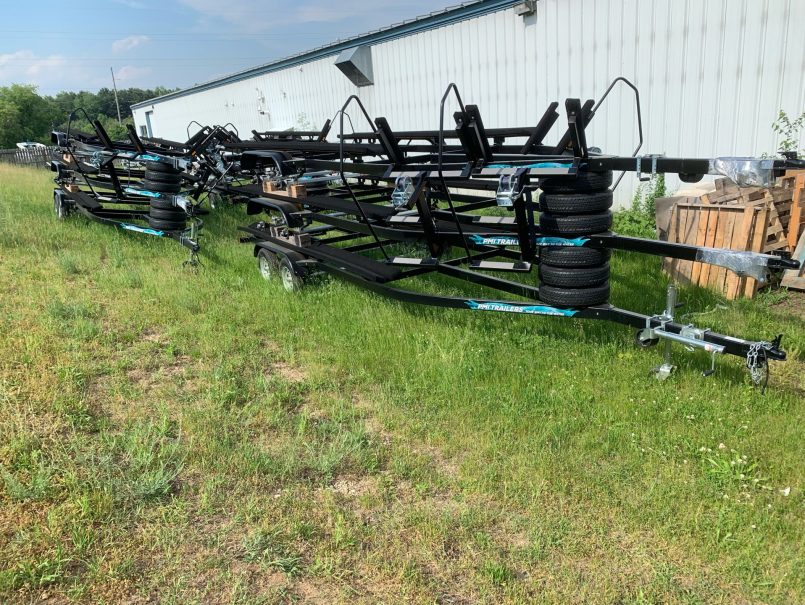 New Galvanized and Painted Single and Tandem Axle 16'-24' Pontoon Trailers